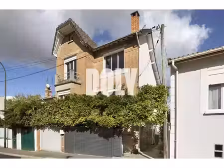 maison de luxe à vendre dans le quartier grange-ory lumieres