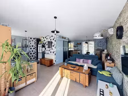 en exclusivité  une maison récente où confort et tranquillité se rencontrent !