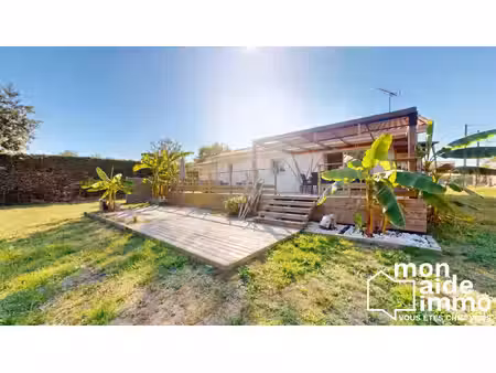 maison de plain-pied rénovée 104 m² au coeur du bourg