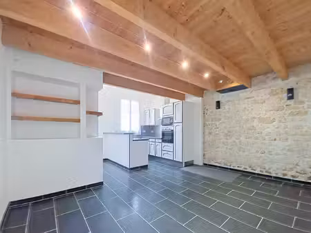 exclusivite - rochefort centre - maison de ville t3 avec garage