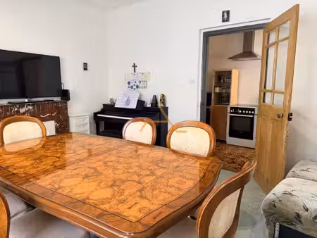 maison de village