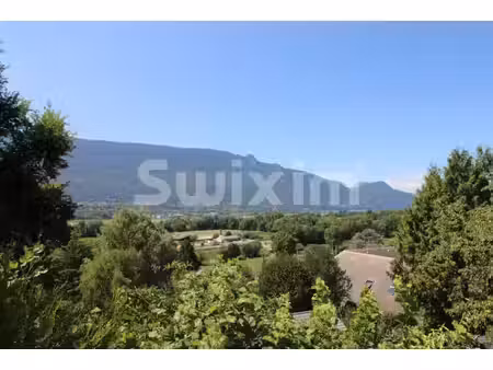 superbe vue dégagée pour cette maison familiale à voglans