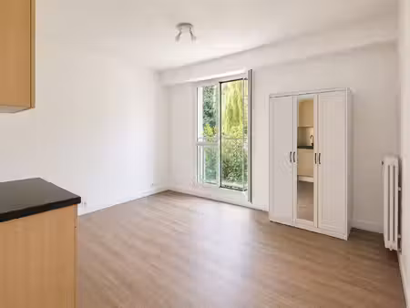 location appartement 1 pièce  23.00m²  louveciennes