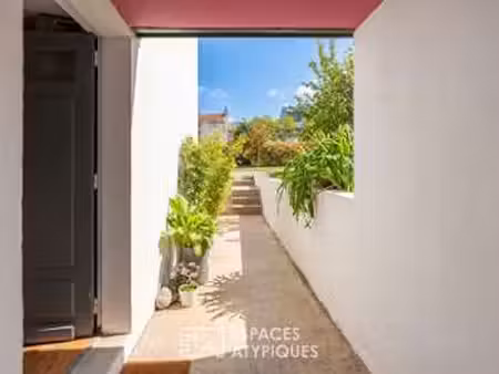 vente maison piscine à nantes (44000) : à vendre piscine / 192m² nantes