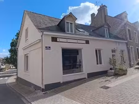 vente immeuble à loué (72540) : à vendre / 110m² loué