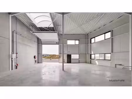 unité pme neuve (201 m²) – stratégiquement située entre l...