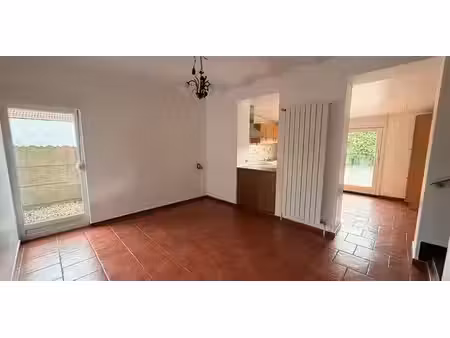maison à louer à wiers pour € 800 avec 3 chambres à coucher