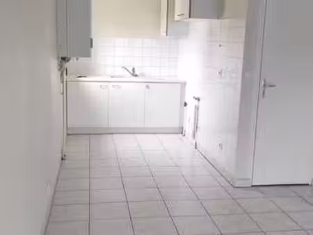 location appartement 2 pièces à vannes nord-est (56000) : à louer 2 pièces / 48m² vannes n