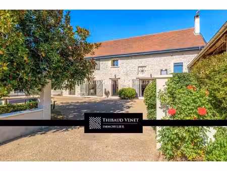 maison de luxe à vendre à lagnieu
