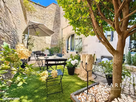 appartement 8 pièces 206 m²