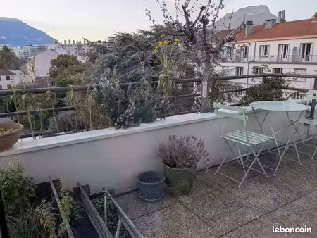 appartement duplex 70 m2 grande terrasse 43m2