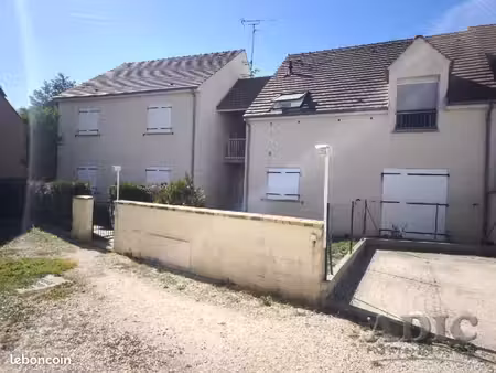 immeuble 12 pièces 245 m²