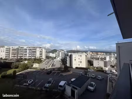 appartement 3 pièces 63 m²