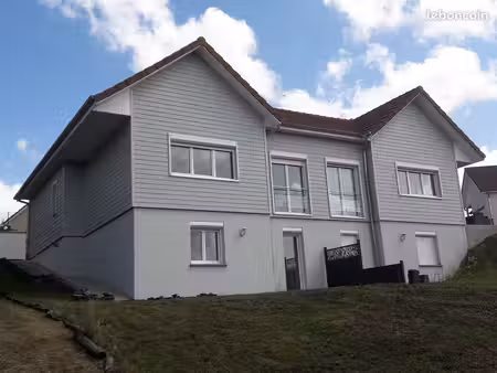 maison duplex f4 non meublé à larnod