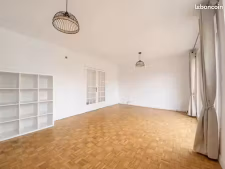 appartement 2 pièces 57 m²