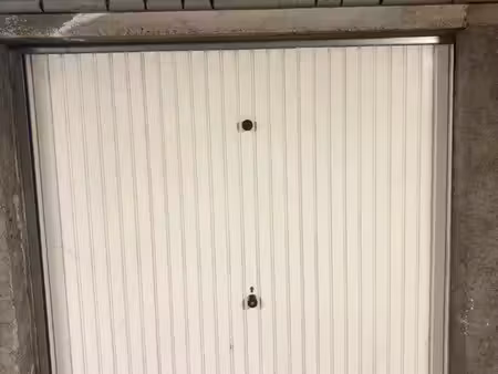garage à louer de 33m2