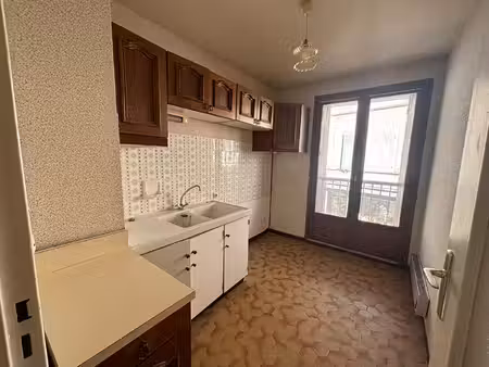 appartement châteauroux 2 pièce(s) 44 79 m2 - cave -