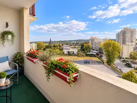 appartement t3 - le pecq (78230) - balcon - parking - cave - proche commerces et ecoles - 