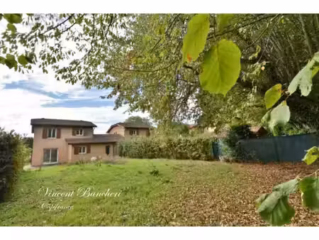 reignier– maison familiale de 117 m² avec jardin  4 chambres  garage fermé et parking priv