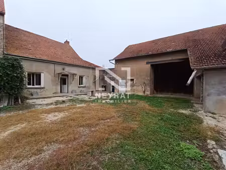 maison 94m2 de plain pied avec grande grange et maisonnette