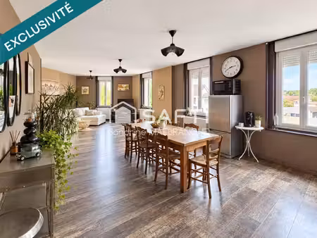 en exclusivité _ensemble immobilier d 'environ 192m2_ local commercial+appartement duplex 