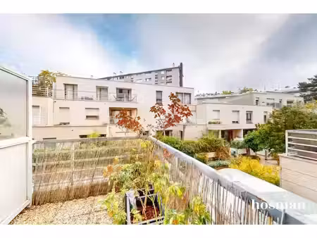 calme absolu ! appartement 2 pièces 44 m2 avec terrasses  parking  et cave - villa des nym