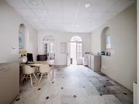local commercial bordeaux saint seurin 58.18 m2