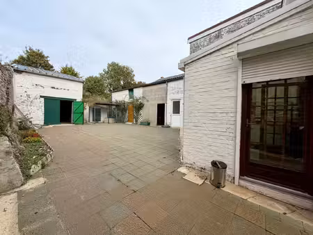 maison individuelle 115 m² / garage / dépendances