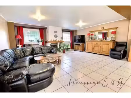 heilles 60250 - maison familiale sejour de +50m² 4 chambres sur 570m² de terrain
