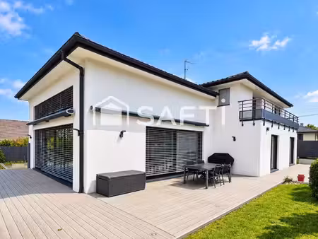 à brunstatt-didenheim – villa d’architecte meublée 239 18 m² | 7 pièces | terrain de 8 66 