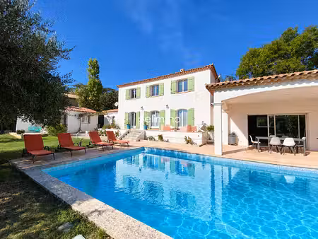 maison pelissanne 6 pièce(s) 208 m2