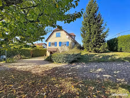 maison 6 pièces 128 m²