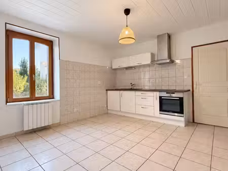 appartement 82 m² traversant  43 rue des lavaux  pontarlier