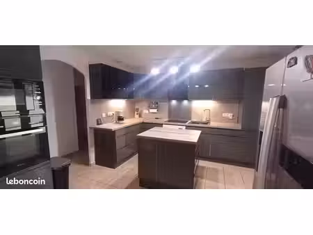 villa 4 pièces 98 m²
