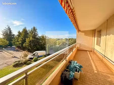 appartement 6 pièces 105 m²