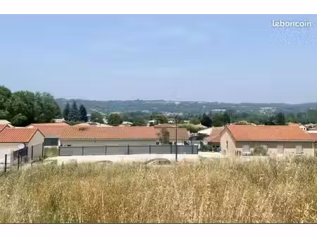 terrain 600 m² saint barthelemy de vals