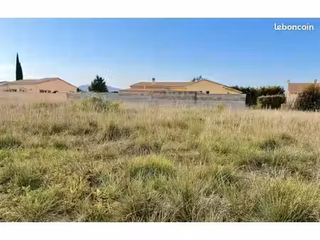 terrain 851 m² saint maurice sur eygues