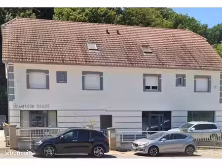 local commercial en za