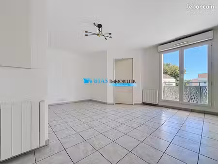 appartement 3 pièces 53 m²