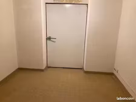 location d un local pour dépôt ou garde meuble