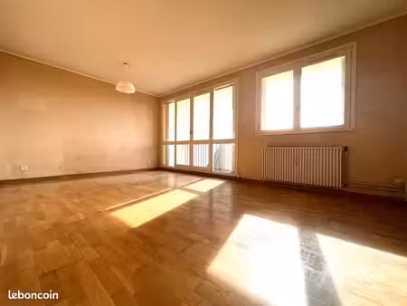 appartement 2 pièces 51 m²