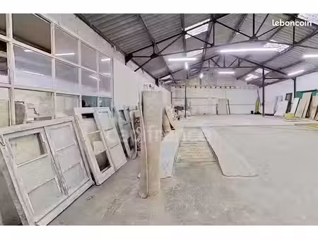 bureau 420 m²