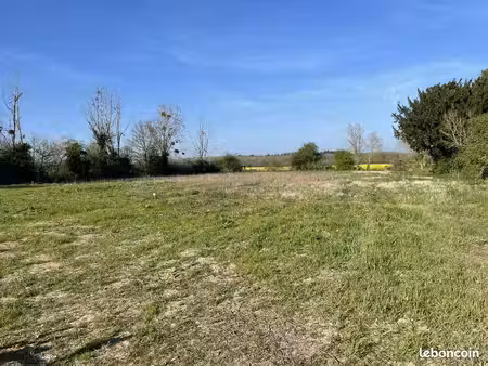terrain à bâtir de 703 m² à bercheres-saint-germain (28)