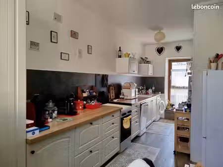 appartement 2 pièces 64 m²