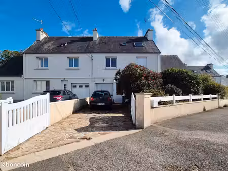 maison 125 m² – 4 chambres – proche centre-ville – garage – jardin