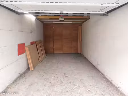 garage double à vendre centre ville d'alès