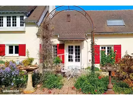 maison 7 pièces 155 m²
