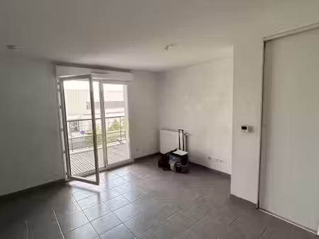 t2 39 75m² dpe b  balcon & parking - résidence 2016 seysses
