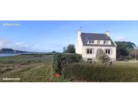 maison vue mer proche plage. calme