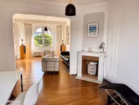 brest quatre moulins : élégante maison des années 30 de 150 m² habitables en parfait état